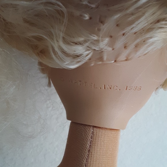 Vintage 1986 Hot Looks Doll - Picture 9 of 12